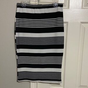 Willa Black & White Striped Pencil Skirt
